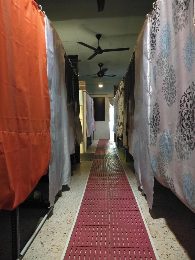 Memory Guesthouse Jb Джохор Бахру Екстериор снимка